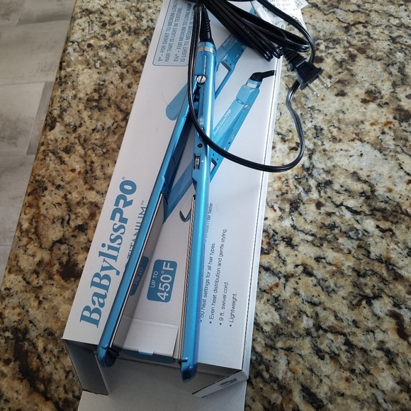 BaByliss PRO Nano Titanium Straightener 1" - Picture 4 of 4